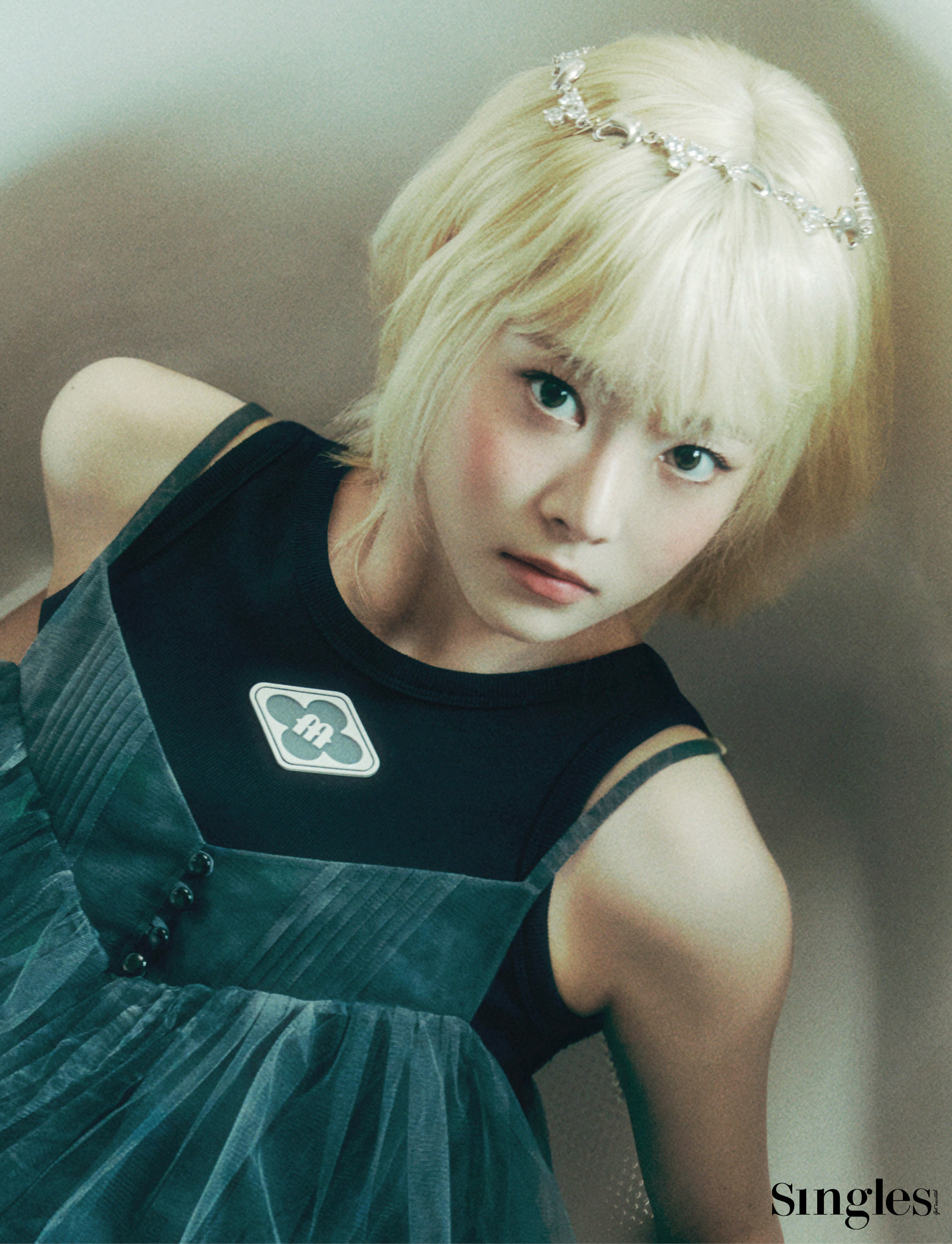 셀럽, 셀럽화보, 르세라핌 싱글즈 화보, 채원 싱글즈 화보, 크레이지, CRAZY